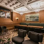 Hotel Amadria Park Sveti Jakov 5*