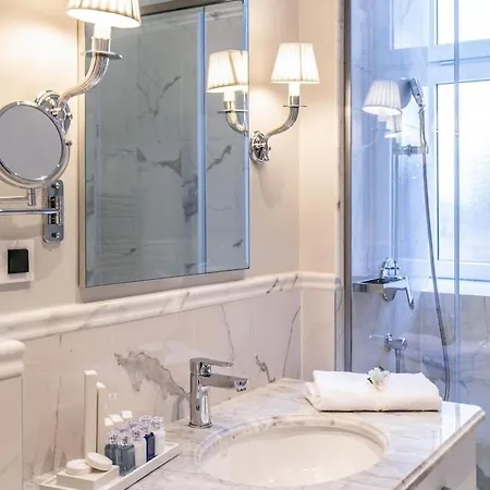 Hotel Amadria Park Sveti Jakov 5*