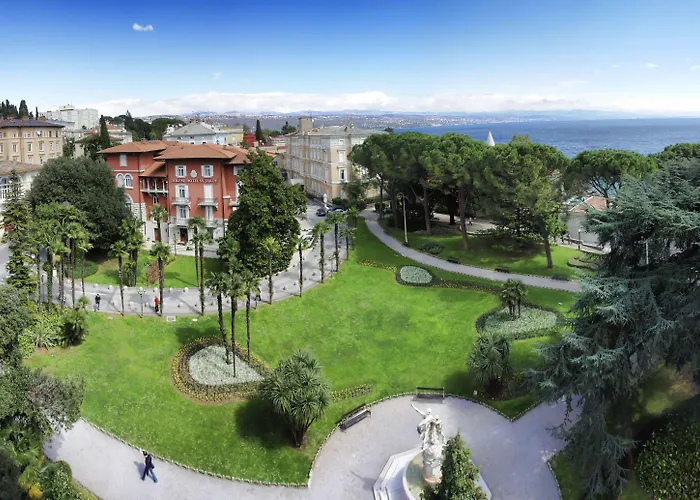 Amadria Park Hotel Sveti Jakov 5*