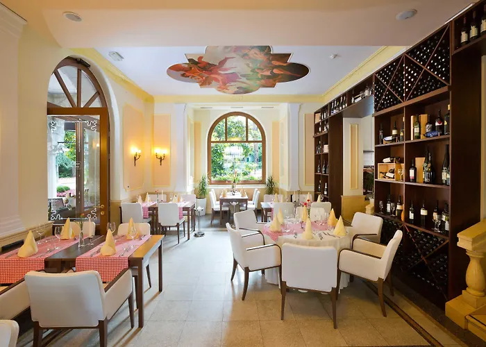 Amadria Park Sveti Jakov 酒店 奥帕提亚